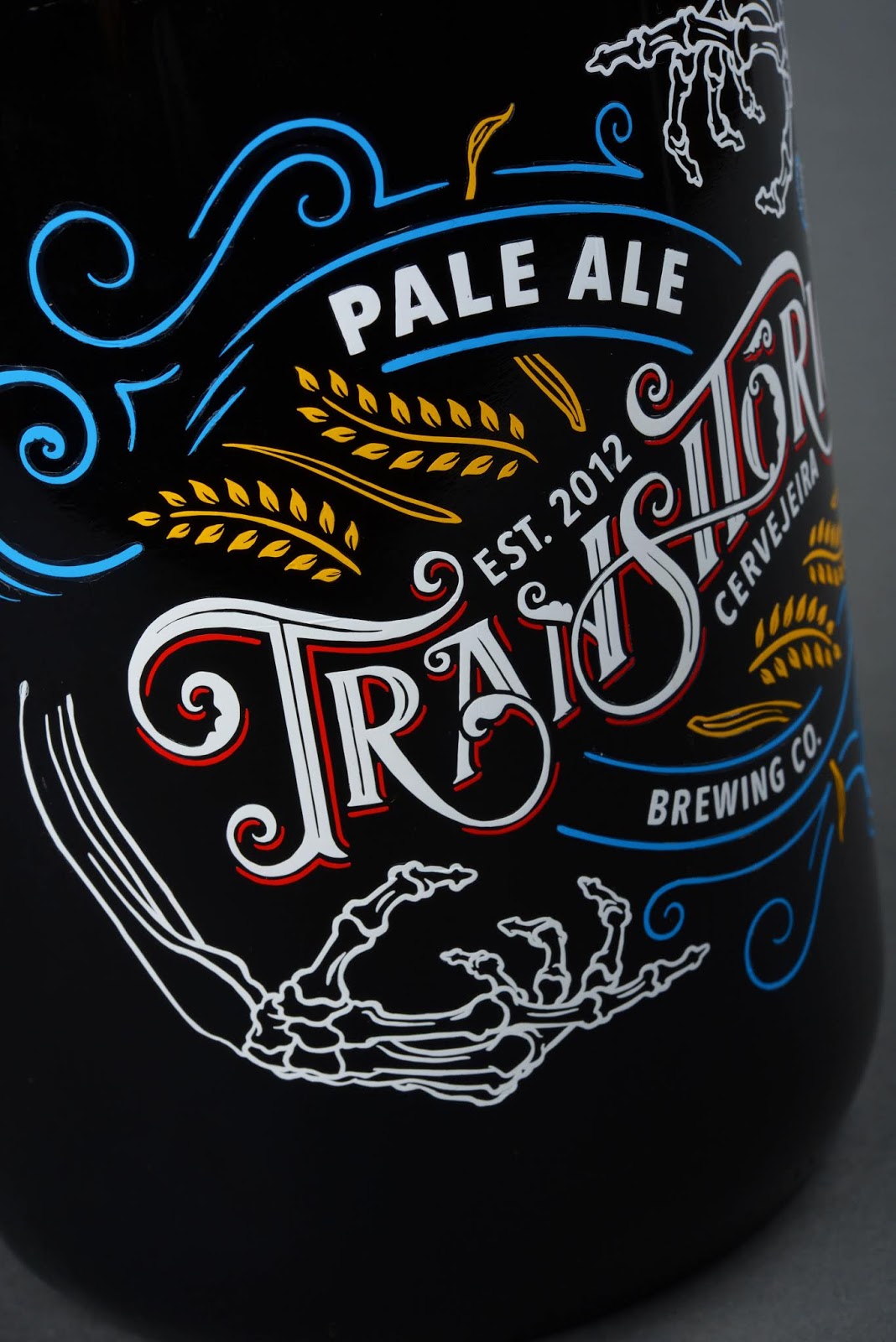 西安淡啤酒包装设计参考(图3) 西安淡啤酒包装设计参考(图3)