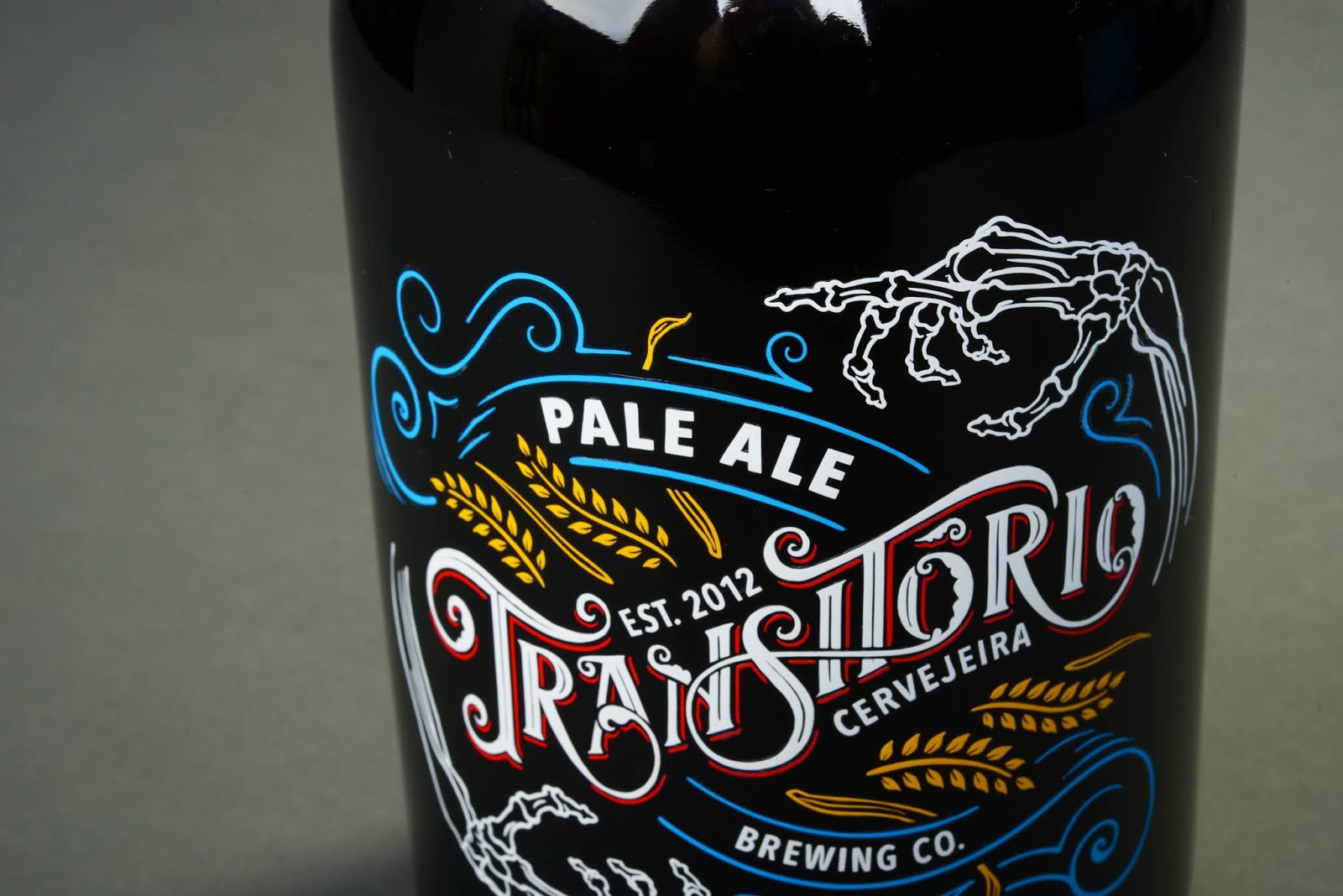 西安淡啤酒包装设计参考(图5) 西安淡啤酒包装设计参考(图5)