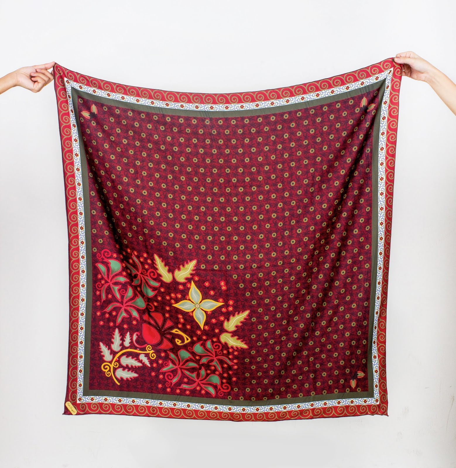 头巾丝巾礼盒包装设计(图13) 头巾丝巾礼盒包装设计(图13)