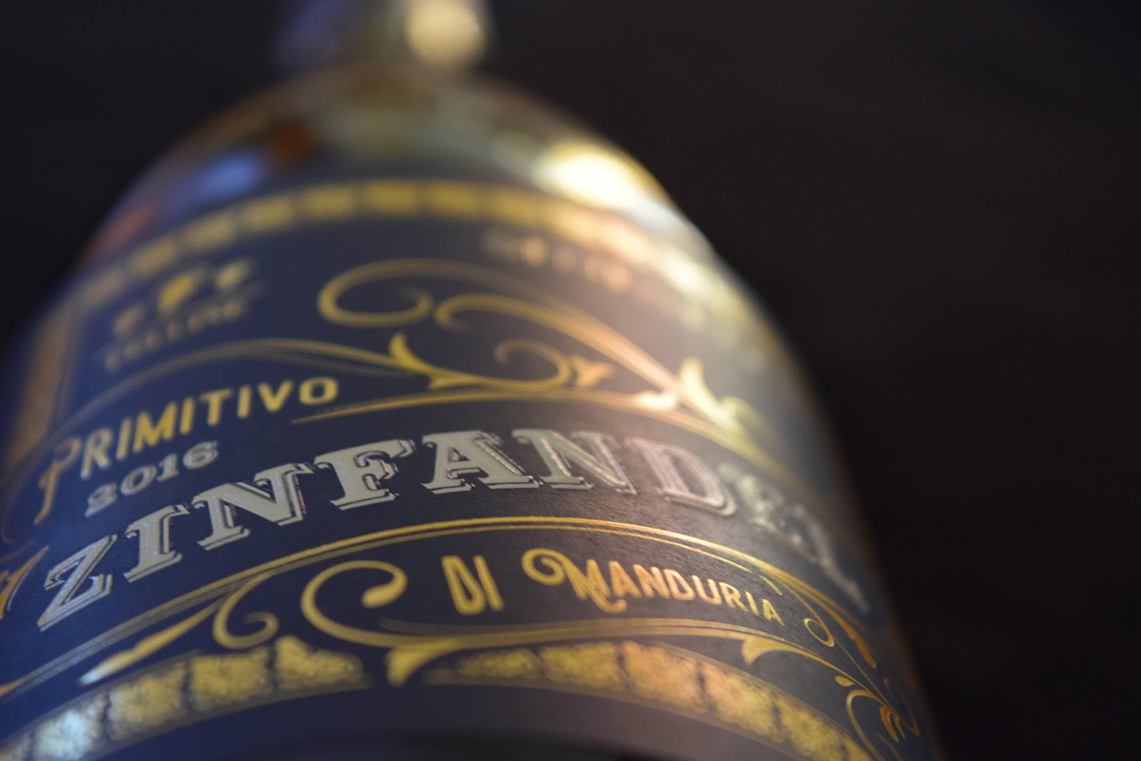 葡萄酒标设计(图1)