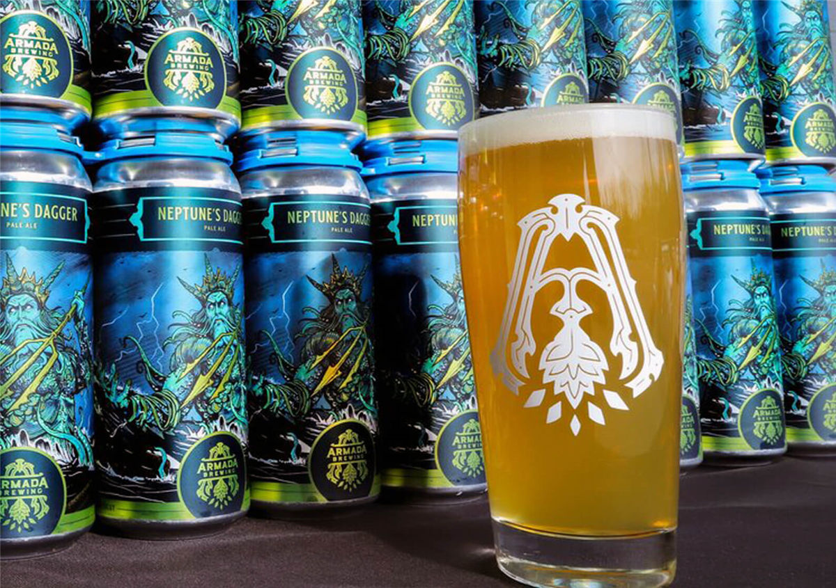 啤酒包装与游戏人物结合(图4) 啤酒包装与游戏人物结合(图4)