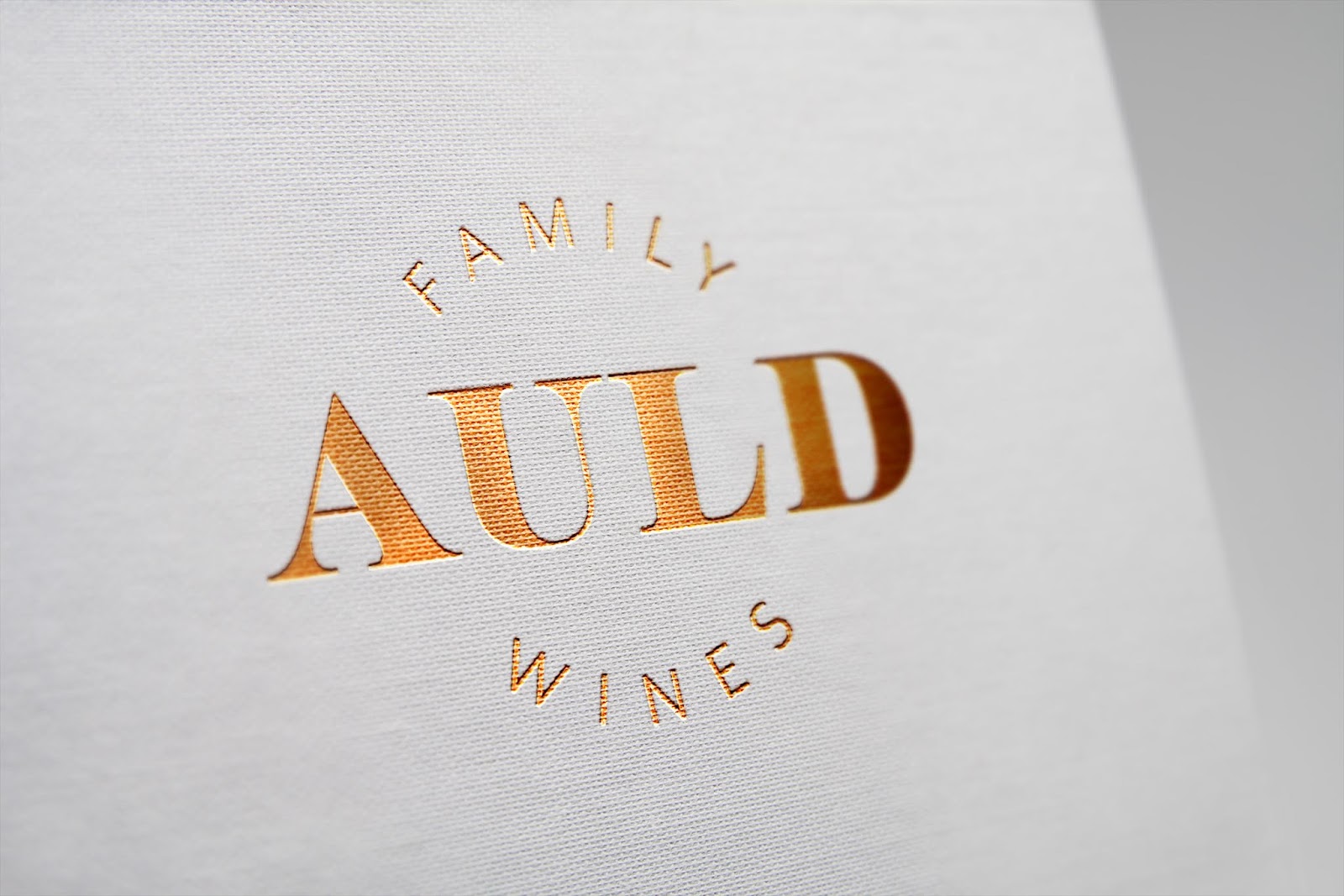 高端的葡萄酒包装设计图片欣赏(图1)