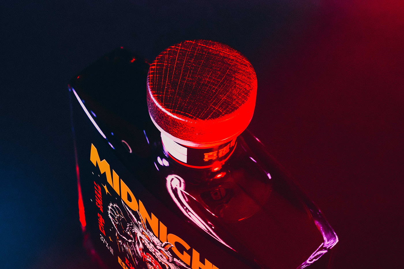 光瓶酒包装设计狂欢之夜(图1)