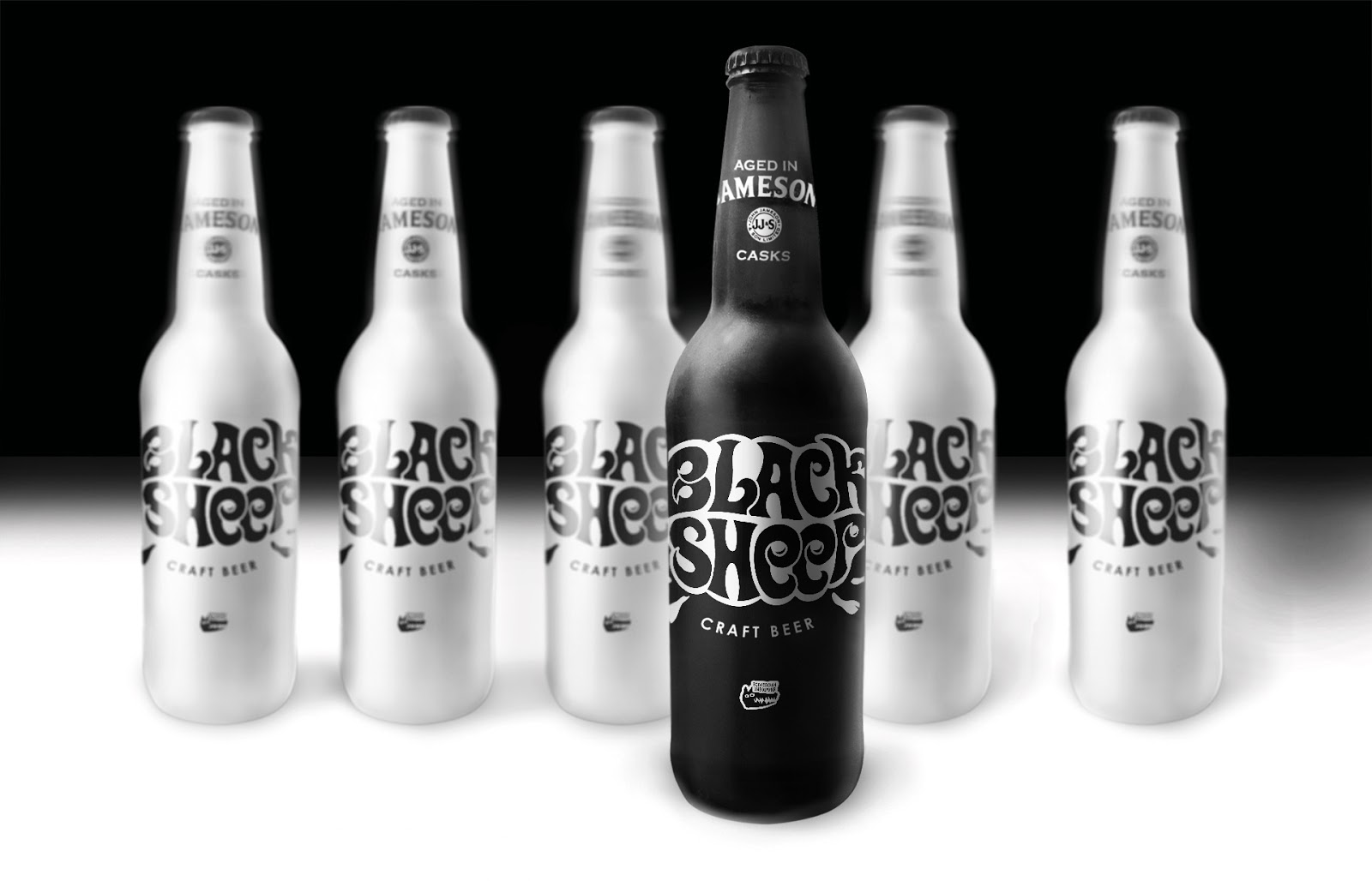 酒包装设计以字母设计为核心(图4)