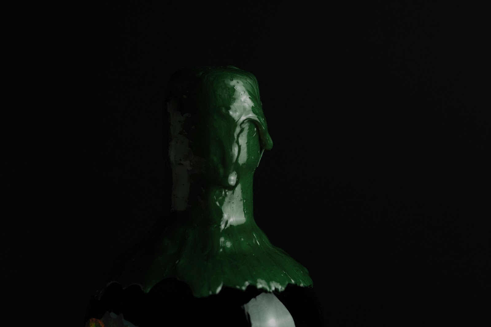 东营酒包装设计这款看着很原始丛林(图4)