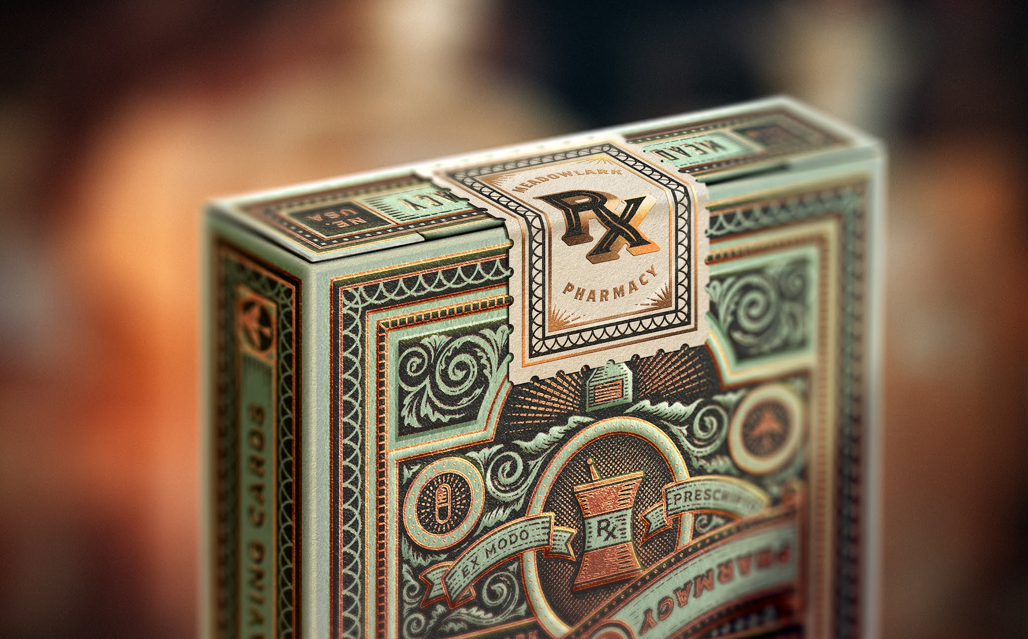 扑克牌设计的像艺术品(图1)