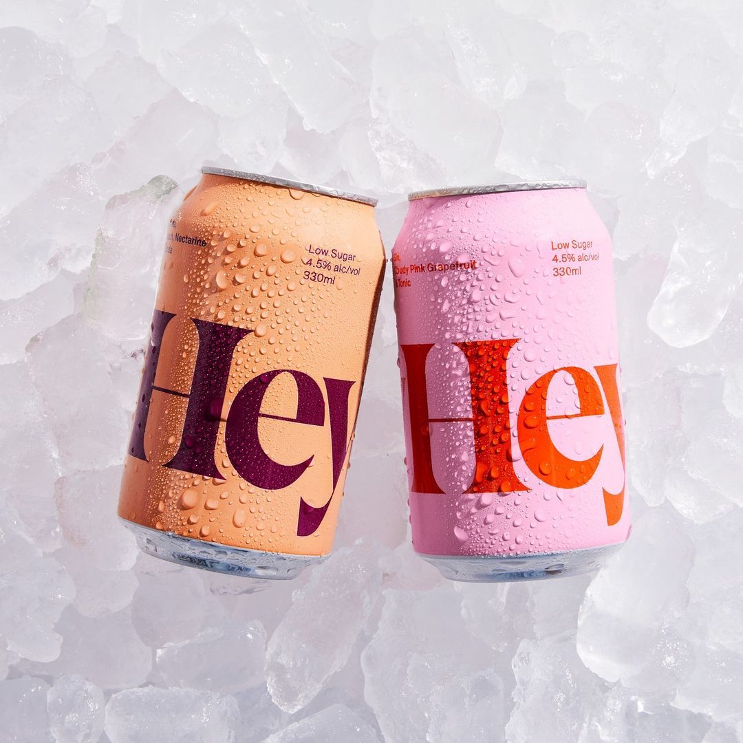 饮料包装这样设计精美简约(图2)