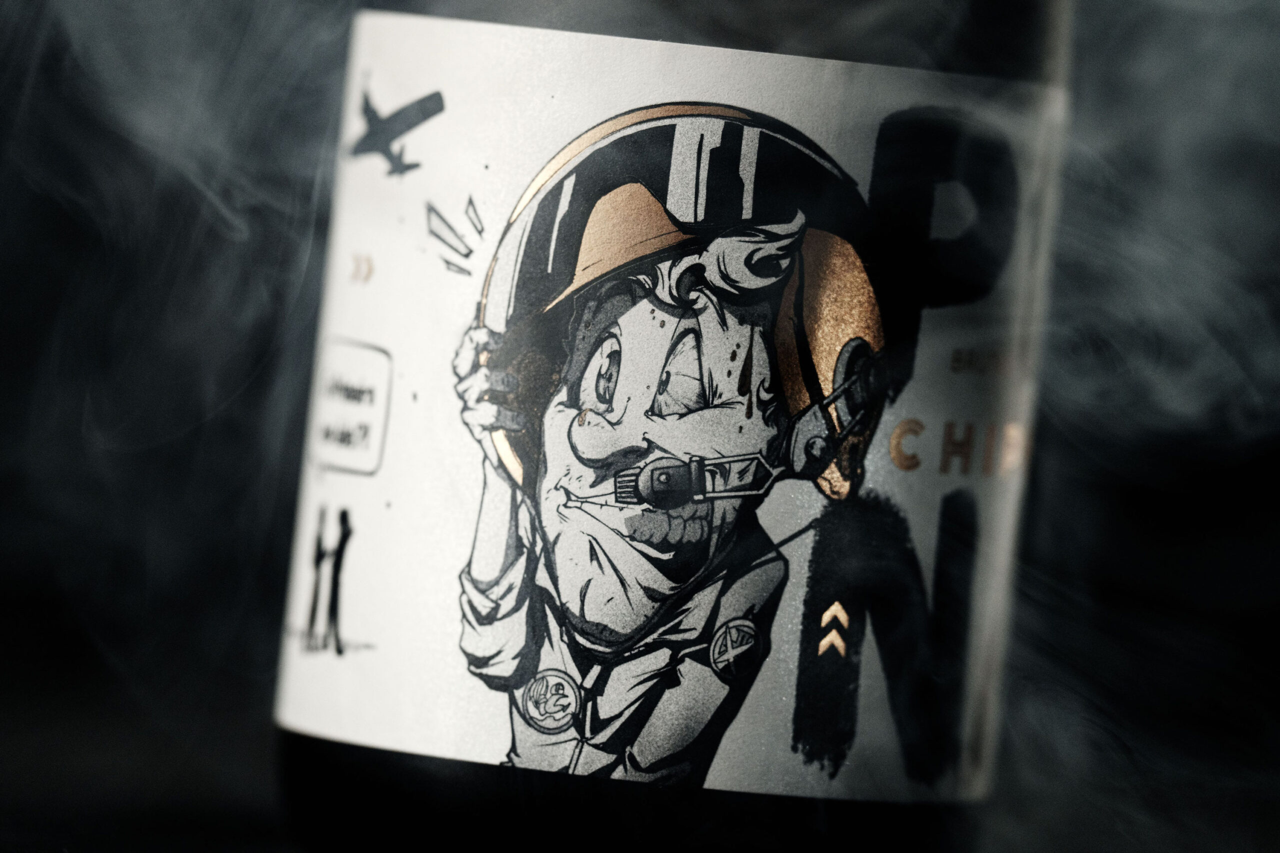 一款不寻常的葡萄酒包装这样设计(图2)