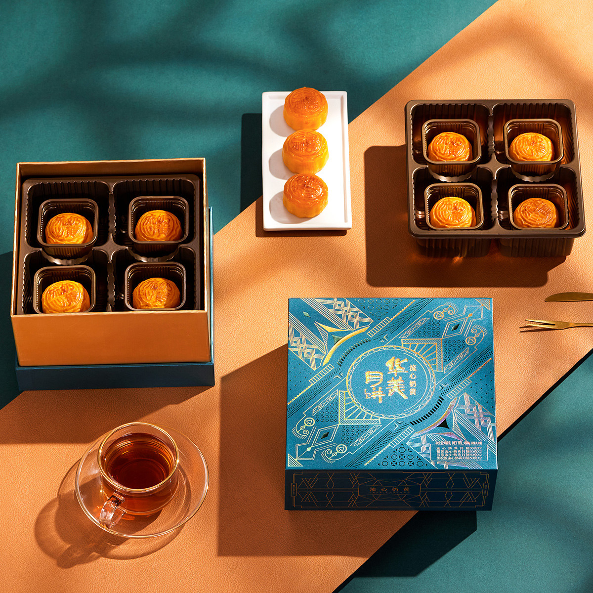 Huamei 华美 流心奶黄 广式月饼 8饼4味 400g 礼盒装包装礼盒产品包装创意设计欣赏(图5)