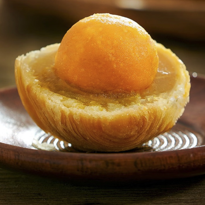 南台月 莲蓉蛋黄酥皮潮式月饼 560g包装礼盒产品包装创意设计欣赏(图5)