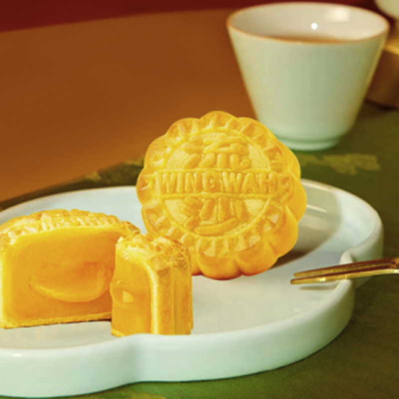 WING WAH 元朗荣华 流沙奶黄月饼 港式月饼 360g 礼盒装包装礼盒产品包装创意设计欣赏(图3)