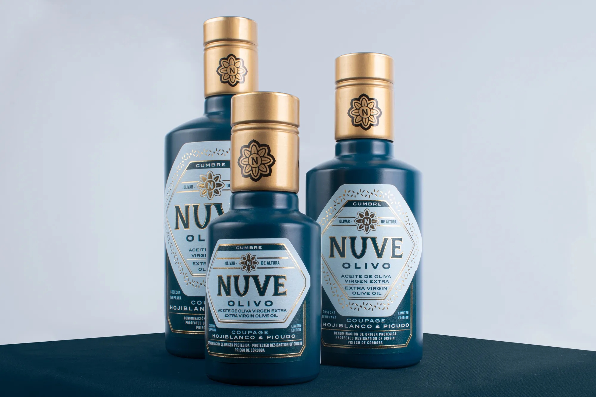 简约易识别的橄榄油包装设计欣赏(图1)