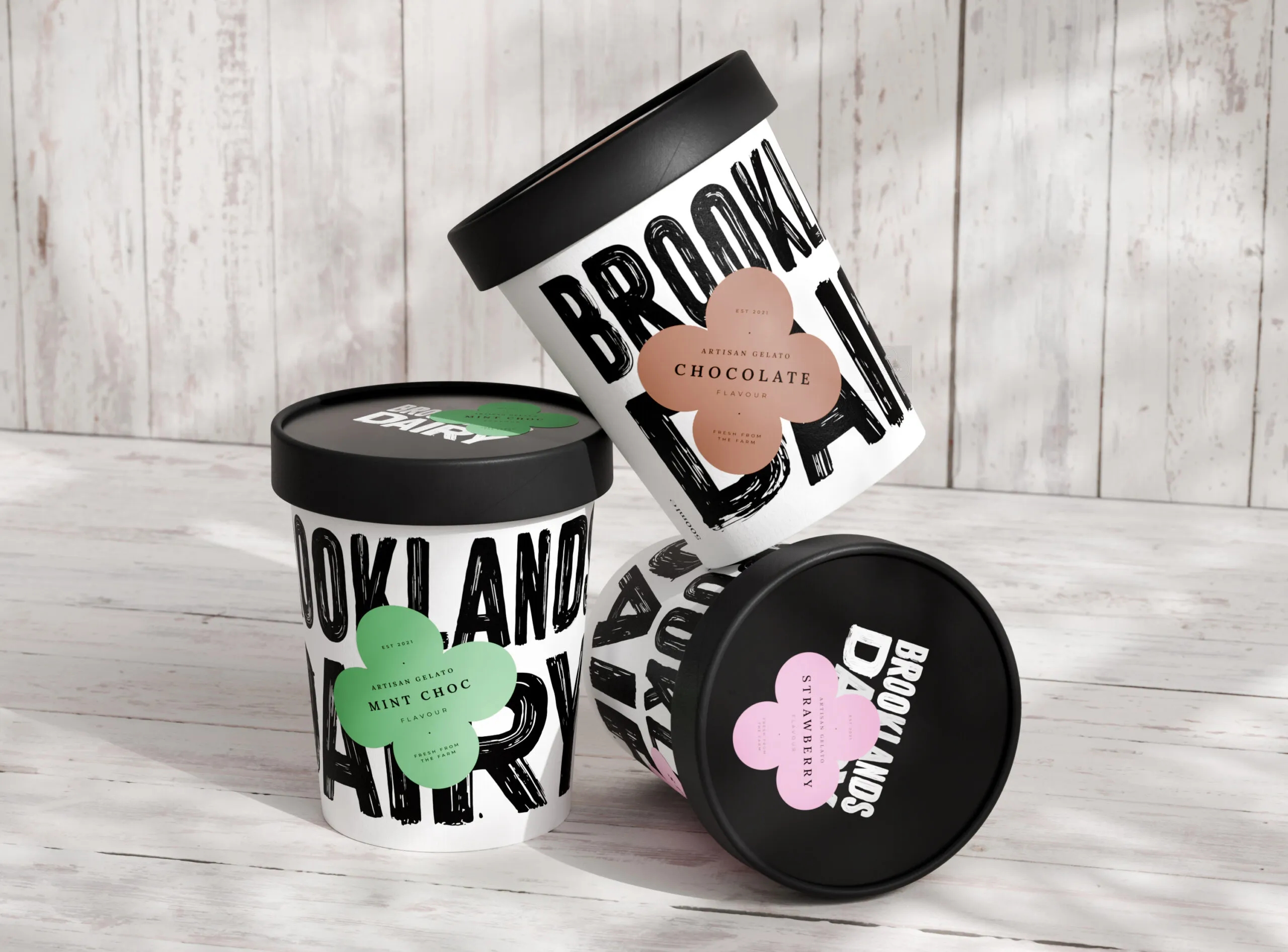 牛奶手工冰淇淋包装如何设计(图1) 牛奶手工冰淇淋包装如何设计(图1)