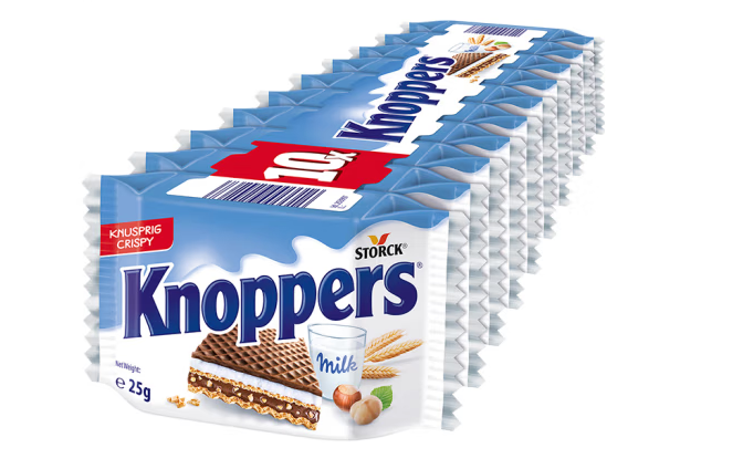 牛奶榛子巧克力威化饼干包装袋设计欣赏(图1)