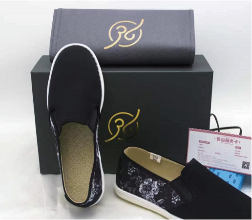 四喜作品:一双有历史有文化的丝瓜络鞋,是怎么做成的?(图11) 四喜作品:一双有历史有文化的丝瓜络鞋,是怎么做成的?(图6)