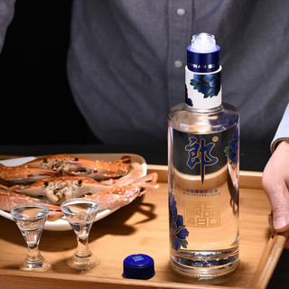 创意酒包装设计郎酒蓝顺顺品兼香型白酒产品包装设计欣赏(图4)