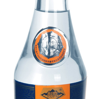 创意酒包装设计叙府蓝标大曲浓香型白酒产品包装设计欣赏(图4) 创意酒包装设计叙府蓝标大曲浓香型白酒产品包装设计欣赏(图4)