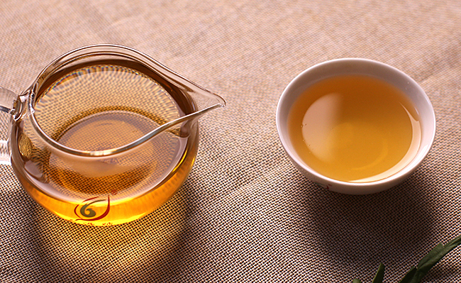 云源号普洱茶 YUNYUANHAO云源号品牌logo与食品包装设计欣赏(图4)