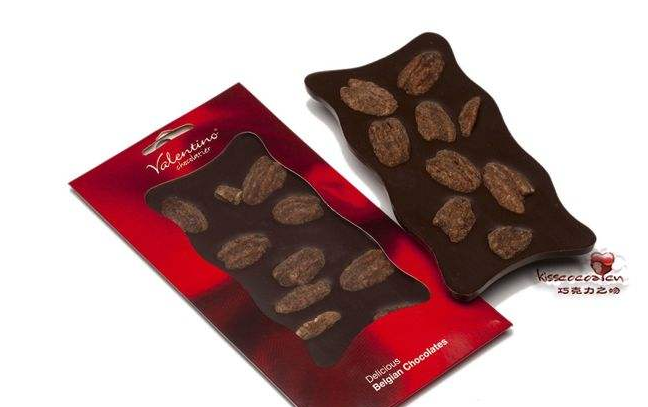 凡情蒂诺巧克力 Valentino凡情蒂诺品牌logo与食品包装设计欣赏(图2)