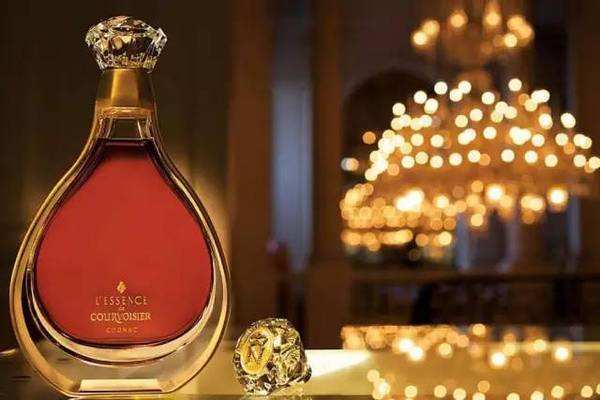 Courvoisier拿破仑食品包装设计欣赏(图2)