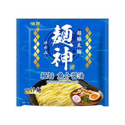 包装设计公司推荐明星面神配面极旨鱼介酱油明星食品包装设计欣赏(图1)